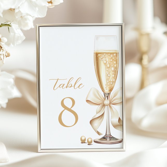 Pearls et Prosecco Gold Bow Numéros de table (Créateur téléchargé)