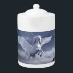 Pégase en vol<br><div class="desc">Pégase en vol contre un ciel nuageux. Personnalisation à 100 %. Cliquez sur le bouton PERSONNALISER pour ajouter, déplacer, supprimer, redimensionner ou modifier les polices ou les graphiques.</div>
