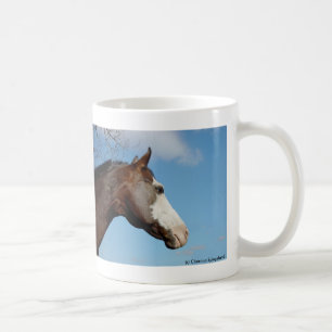 Peignez la tasse de chevaux