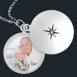 Pendentif romantique de photo de recouvrement de<br><div class="desc">Beau pendentif d'argent sterling pour votre aimé, que vous pouvez personnaliser avec votre photo préférée. Les mots romantiques lisent "mon seulement" et apparaissent au-dessus de votre photo comme texte noir recouvert dans la typographie moderne de manuscrit. Un beau souvenir pour un anniversaire de noces d'argent, un fiançailles ou une occasion...</div>