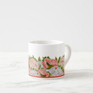Peonies assortées sur une Mug d'Espresso