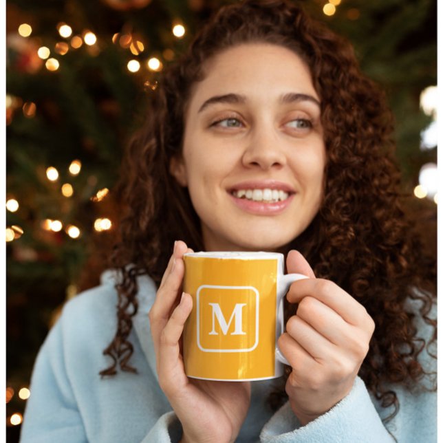 Perfection d'abricot - Mug de café monogramme (Mockup 1)