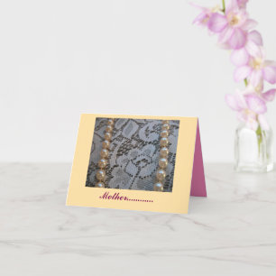 Perles de la Fête des Mères et carte de dentelle