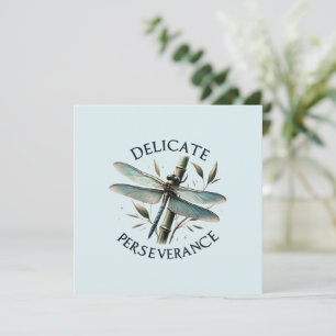 Persévérance délicate - libellule artistique
