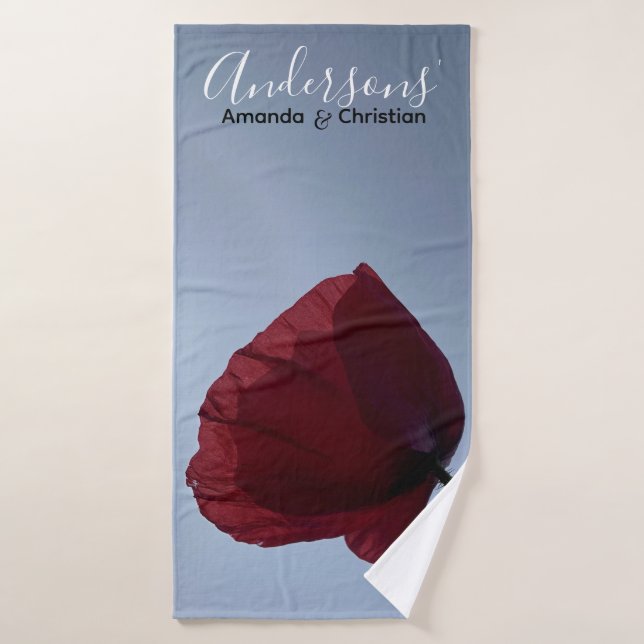 Personalisé Cornish rouge pavot avec ciel gris (Serviette de bain)