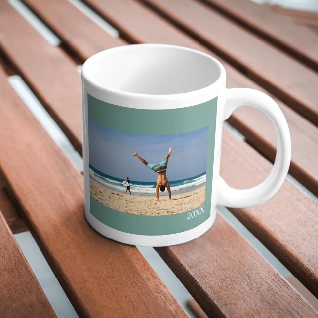 Personalized mug with photo, text and year (Créateur téléchargé)