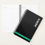 Personnalisé Nom & Message Personnalisé Moderne<br><div class="desc">Séjournez organisé en style avec ce planificateur moderne noir personnalisé doté d'un motif élégant en os d'herbe. Ajoutez votre propre nom et message personnalisé pour une touche unique parfaite pour l'école, le travail ou la planification quotidienne. Choisissez parmi plusieurs tailles et mises en page pour correspondre à votre planning. Zazzle...</div>