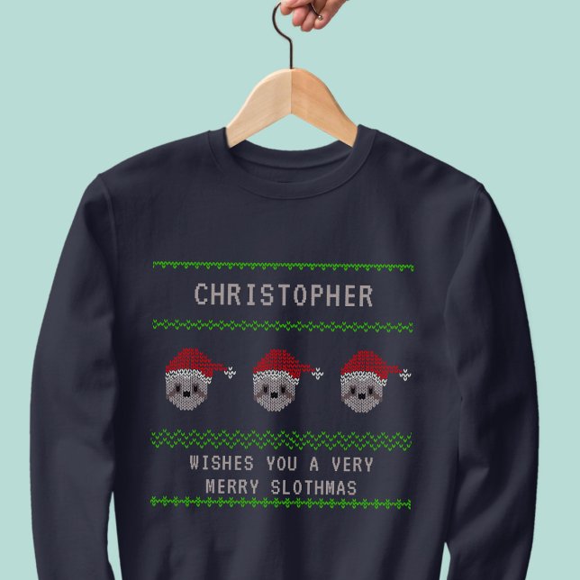 Personnalisé Père Noël Sloth Ugly Sweatshirt de No (Add your name to this festive sweatshirt featuring three wise Santa Sloths)