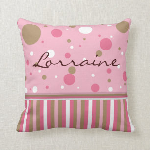 Personnaliser de coussin de rose et de brun