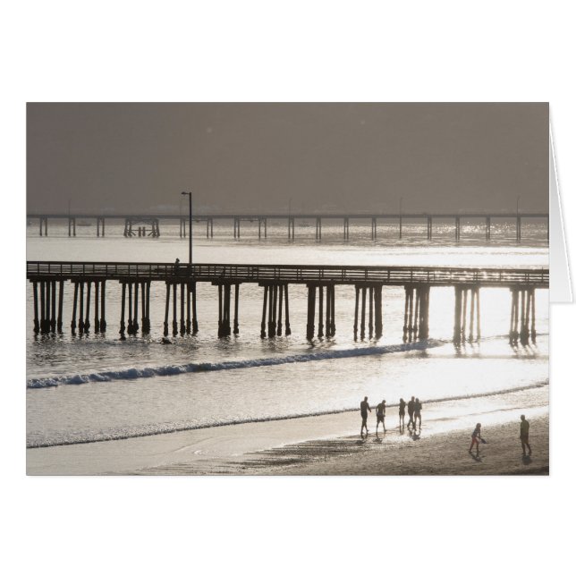 Personnes profitant d'Avila Beach (Devant horizontal)