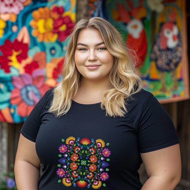 Pétales Twilight : Wycinanki Charm (Plus size black t shirt with awesome polish folklor arrangement)
