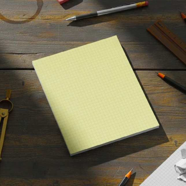 Petit bloc-notes en papier millimétré jaune (grill (yellow engineering graph paper, quad ruled paper for drafting, technical drawing paper sheets)