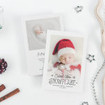 Petit faire-part de naissance photo de flocon de n<br><div class="desc">Diffusez la nouvelle de votre dernier ajout à votre famille avec cette carte de faire-part de naissance de Noël et d'hiver. Customisez facilement le devant de la carte avec le nom et la date de naissance de votre bébé, et avec l'une de vos photos de nouveau-nés préférées avec un joli...</div>