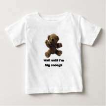 Petit ours sur T-shirt enfant