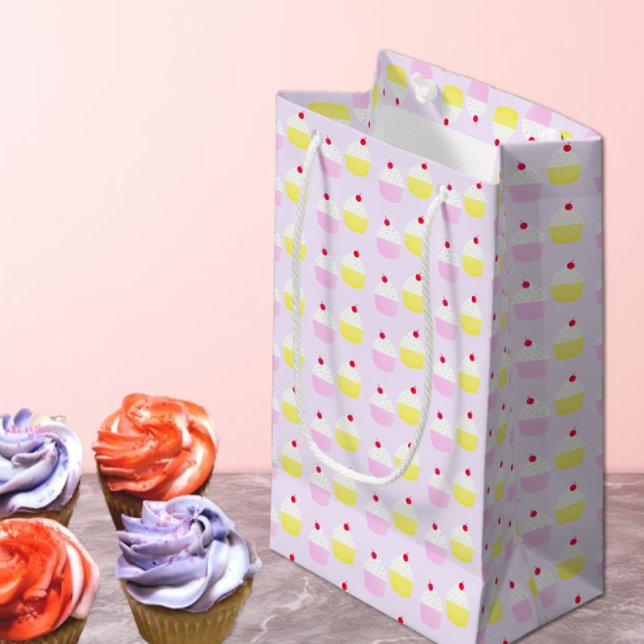 Petit Sac Cadeau Anniversaire de fabrication de Cupcake (Créateur téléchargé)