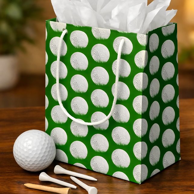 Petit Sac Cadeau Balle de golf sur fond de gazon (Créateur téléchargé)