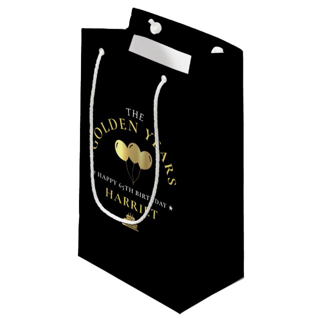 Petit Sac Cadeau Black & Gold Golden Years 65e fête d'anniversaire (Devant Angle)