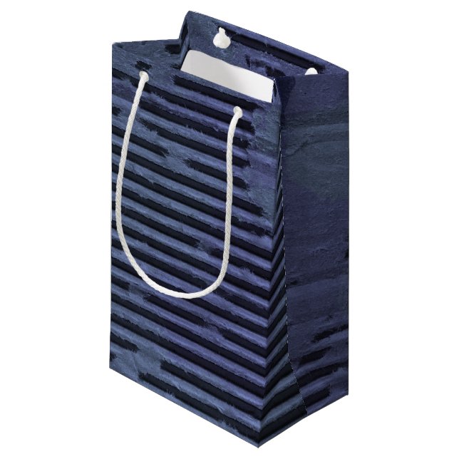 Petit Sac Cadeau Carton bleu usé (Devant Angle)
