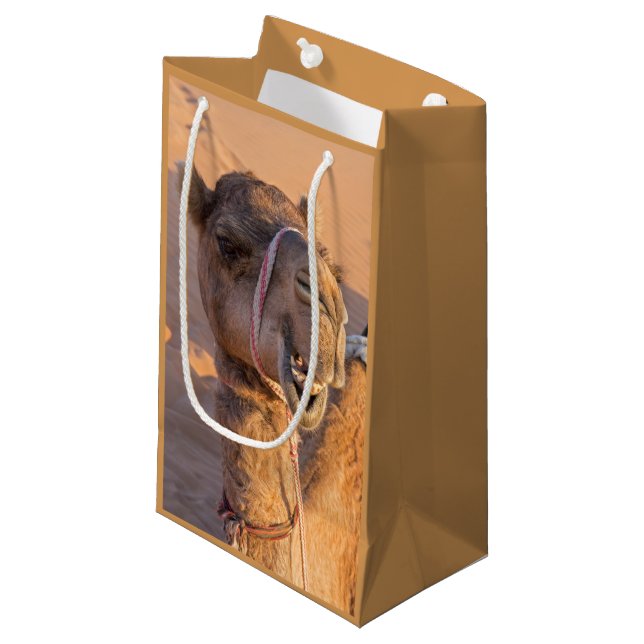 Petit Sac Cadeau Chameau drôle (Devant Angle)