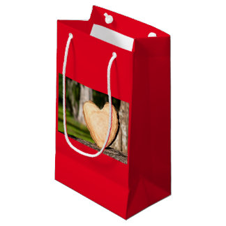Petit Sac Cadeau coeur en bois