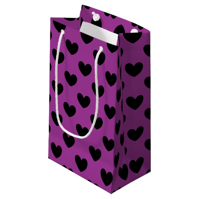 Petit Sac Cadeau Coeurs de polka noir sur violet (Devant Angle)