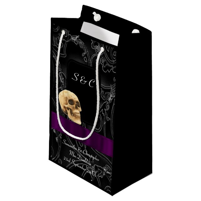 Petit Sac Cadeau Crâne gothique noir foncé (Devant Angle)