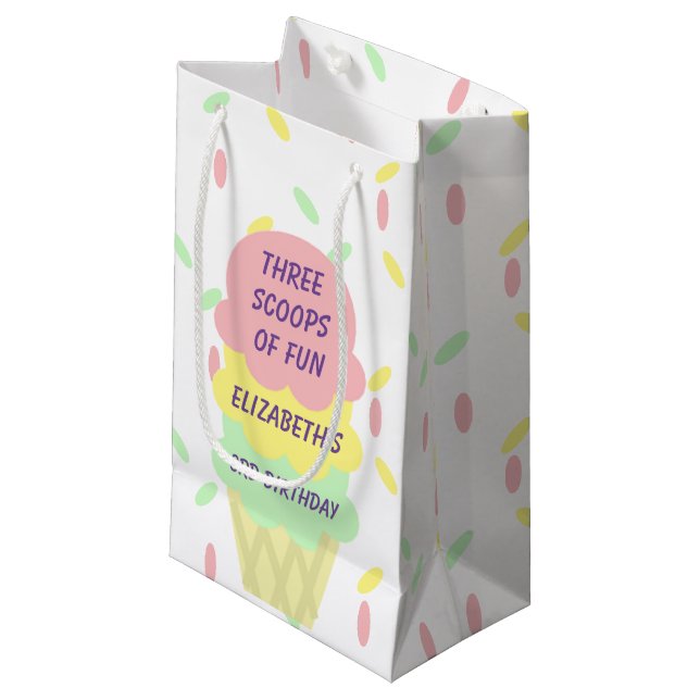Petit Sac Cadeau Crème de glace 3e anniversaire (Devant Angle)