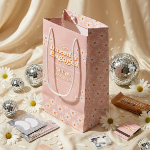 Petit Sac Cadeau Déboussolée & Fiancée Bachelorette des années 70 r