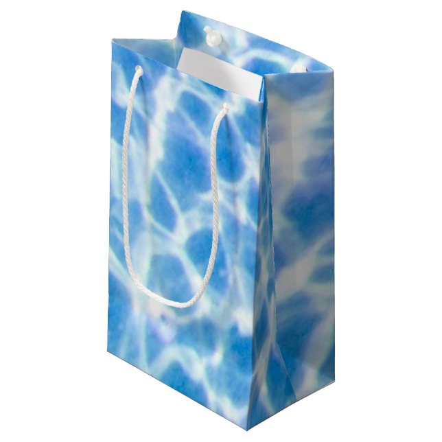 Petit Sac Cadeau Eau Moucheté Bleue (Devant Angle)