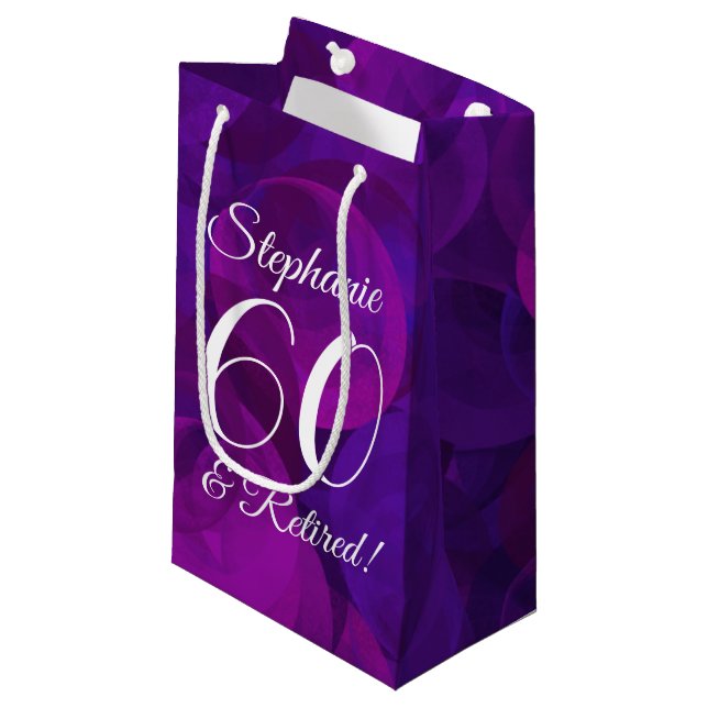 Petit Sac Cadeau Élégant Purple 60 & Retraité Party (Devant Angle)