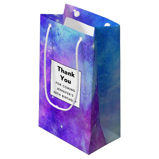 Petit Sac Cadeau Espace de galaxie violette et bleue Merci d'annive (Devant Angle)
