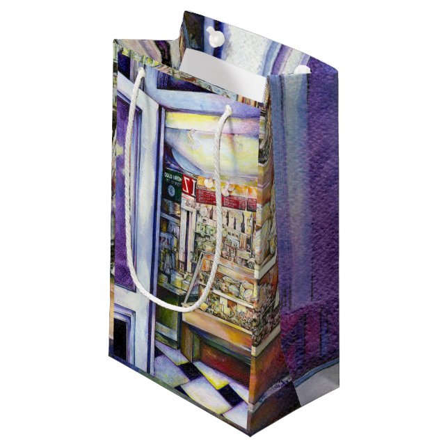Petit Sac Cadeau Froid Brew dans un Hot Deli (Devant Angle)