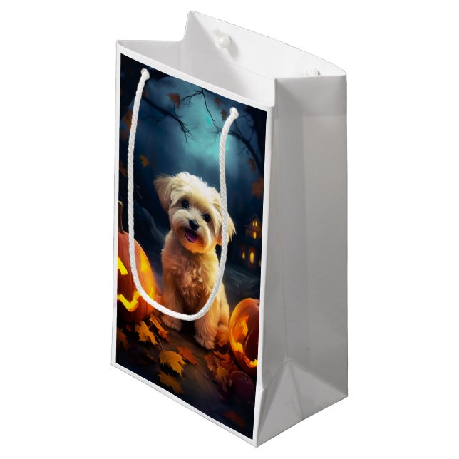 Petit Sac Cadeau Halloween Yorkipoo Avec La Peur Citrouille (Devant Angle)