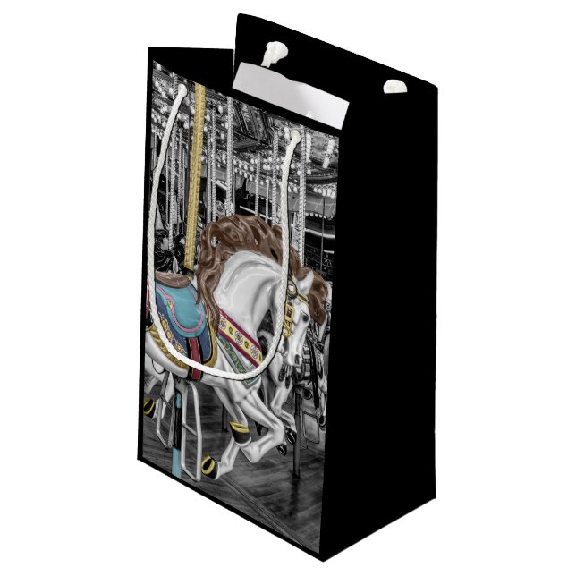 Petit Sac Cadeau Jory Go Round Carousel Photographie (Dos Angle)