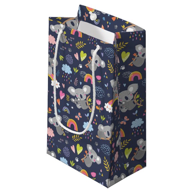 Petit Sac Cadeau Koala Rainbow Love Motif (Devant Angle)