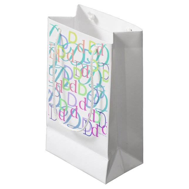 Petit Sac Cadeau Letter Confetti "D" (Devant Angle)