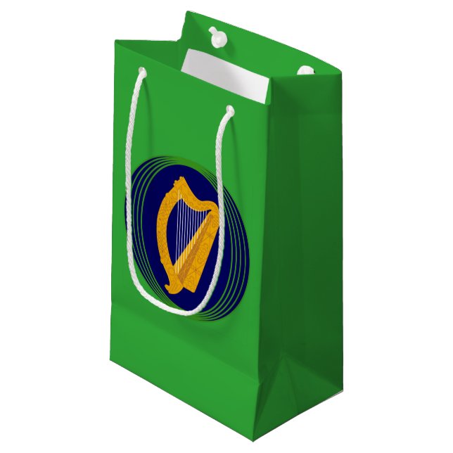 Petit Sac Cadeau Logo irlandais sur le blason (Devant Angle)