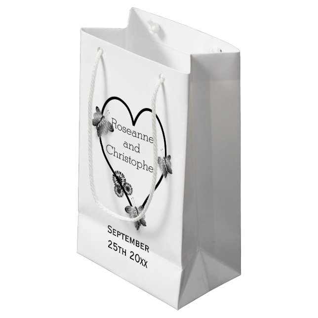 Petit Sac Cadeau Mariage de conception cardiaque du papillon noir e (Devant Angle)