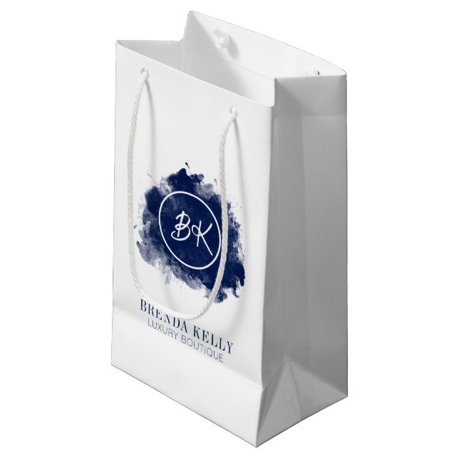 Petit Sac Cadeau Moderne Chic Monogramme Marine & Blanc QR Code Ent (Devant Angle)