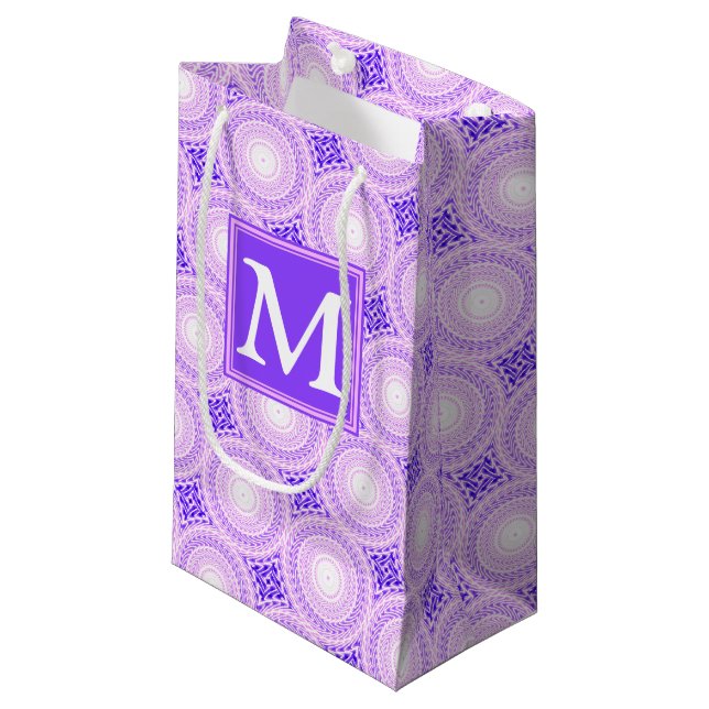 Petit Sac Cadeau Monogramme cercles violets motif (Devant Angle)
