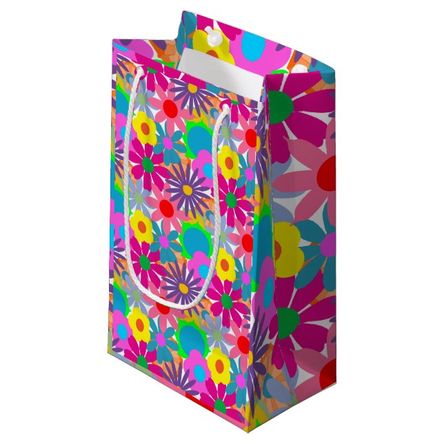 Petit Sac Cadeau Puissance des fleurs des années 1970 (Devant Angle)
