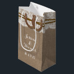 Petit Sac Cadeau Sacs-cadeaux Rustic Horseshoe Collection<br><div class="desc">La collection Rustic Horseshoe - Sacs-cadeaux *Veuillez noter que Zazzle ne vend que des produits imprimés,  par conséquent cet article n'a pas de matériel réel pour le burlap,  la dentelle,  la ficelle ou le fer à cheval.</div>