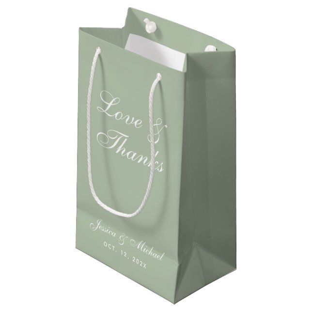 Petit Sac Cadeau Sage Green Mariage Love & Thanks Script Simple (Devant Angle)