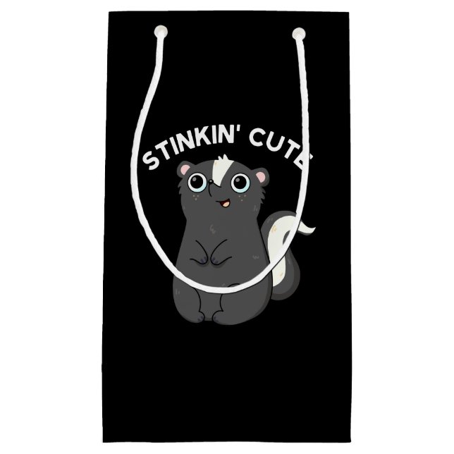 Petit Sac Cadeau Stinkin Cute Funny Skunk Pun Dark BG (Devant)