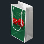 Petit Sac Cadeau Table de craps avec dés Las Vegas<br><div class="desc">Au magasin *Las Vegas Icons*, vous trouverez des designs incluant certains des sites les plus populaires de Las Vegas, y compris l'Affiche de bienvenue Las Vegas, des puces de poker simulées, des tables de dés et de craps. Cliquez sur - LASVEGASICONS - dans les étiquettes ci-dessous, ou visitez le magasin...</div>