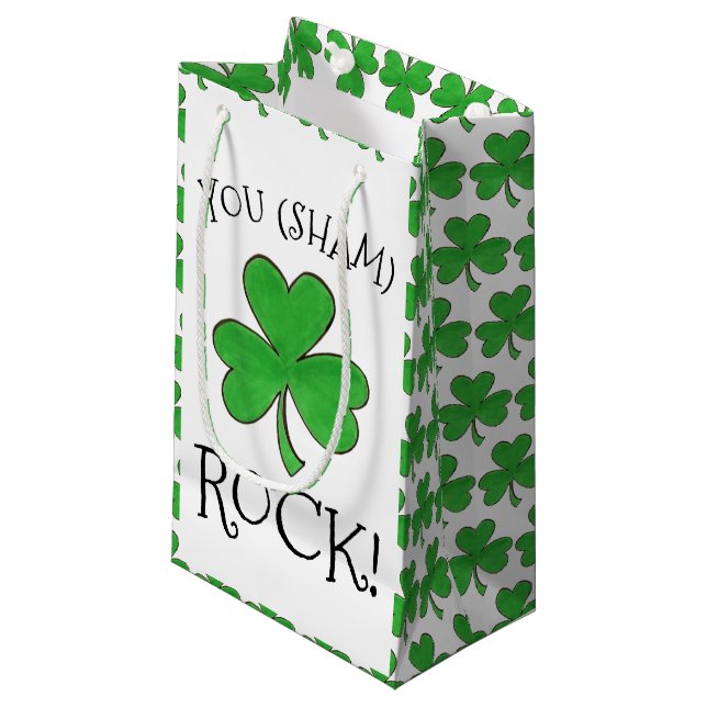 Petit Sac Cadeau Vous (Sham) Rock Green Shamrock Congrats de trèfle (Devant Angle)