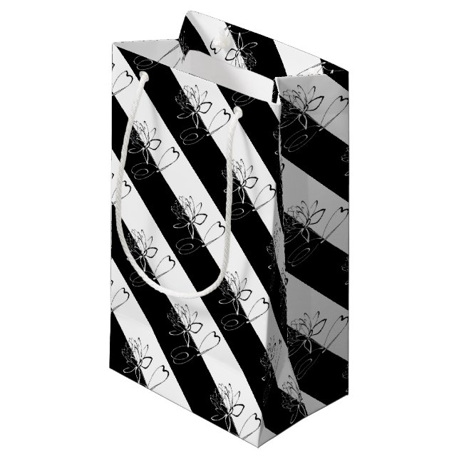 Petit Sac Cadeau Yin Yang Black Lotus Blossom (Devant Angle)