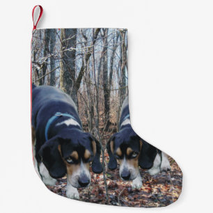 Petite Chaussette De Noël Beagles chassant dans le bas de Noël en bois