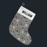 Petite Chaussette De Noël Bellsnickel et Pennsylvanie Motifs de Noël<br><div class="desc">Ajoutez une touche originale, mais cool à votre mantel cette année avec un stock de Noël personnalisé sur le thème de Belsnickel. Ce bas présente une illustration de la Belsnickel. Ce personnage de conte populaire de vacances a ses racines dans la région palatinat de l'Allemagne et a été populaire avec...</div>