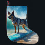 Petite Chaussette De Noël Blue Heeler Beach Surfing Peinture<br><div class="desc">Plongez dans le monde ludique de l'aventure canine avec cette peinture captivante. Un chien en ébullition se rend aux vagues, chevauchant habilement le surf sur une plage baisée par le soleil. L'oeuvre d'art vibrante capte magnifiquement l'essence de l'excitation au bord de la plage tandis que le chien court sans crainte...</div>